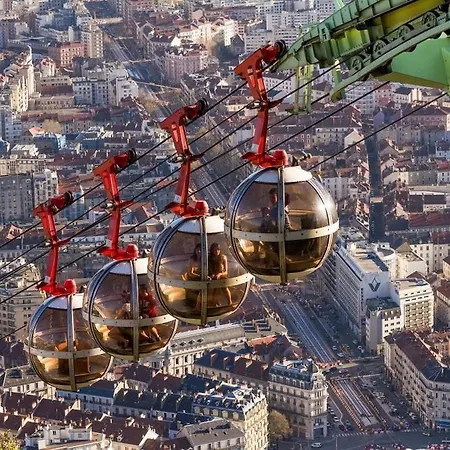 Duplex Cosy & Lumineux, Tram, Hyper-centre, Netflix Appartement